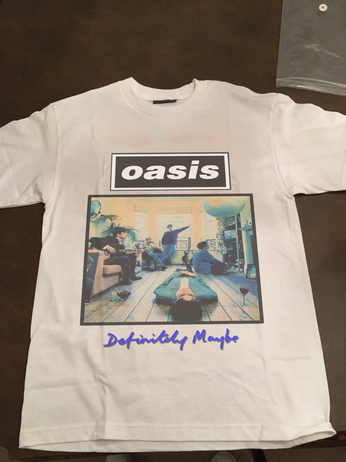Tシャツ・カットソー HUECLOSET Oasis Tour 1996 Short Sleeve T Shirt Amazon.com: Men's Oasis 1996 Tour Horizontal Stripes T-Shirt